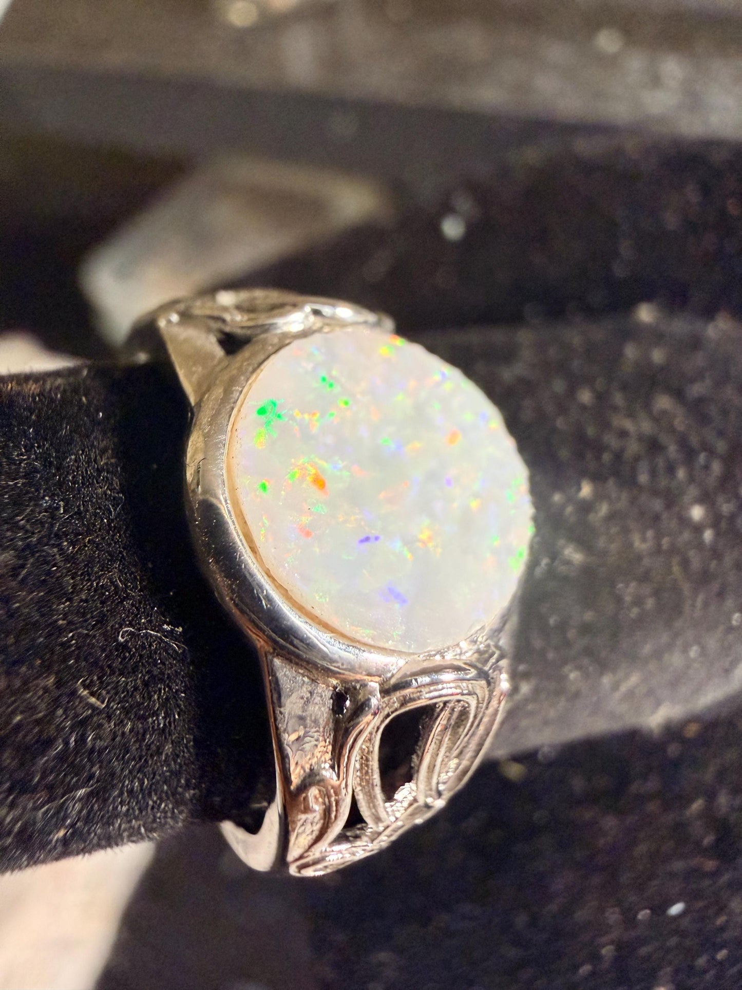 1.9 carat Australian opal adjustable ring Coober Pedy