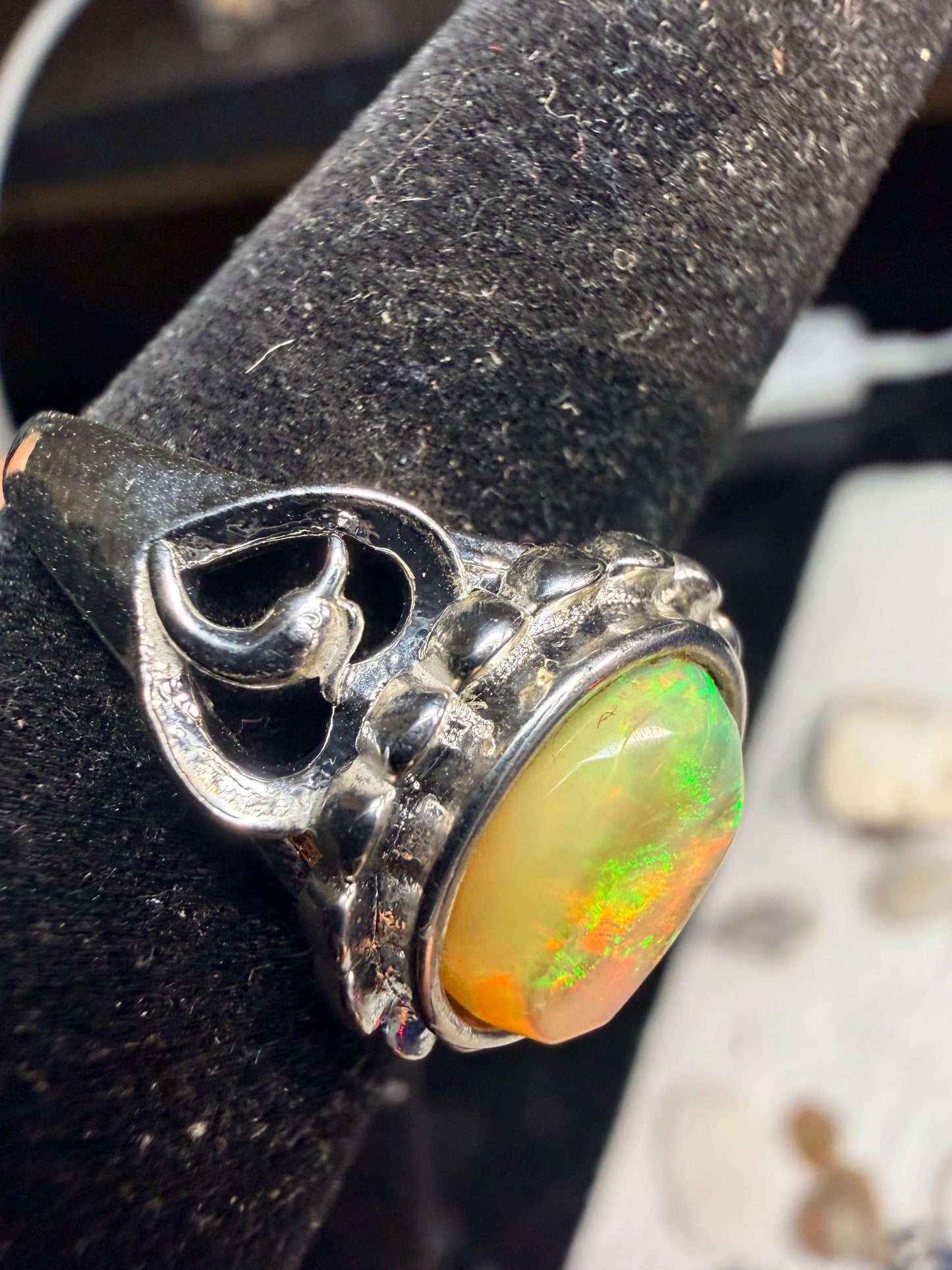 1.9 carat Ethiopian opal adjustable ring