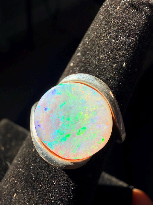 2.8 carat Australian opal adjustable ring from Coober Pedy
