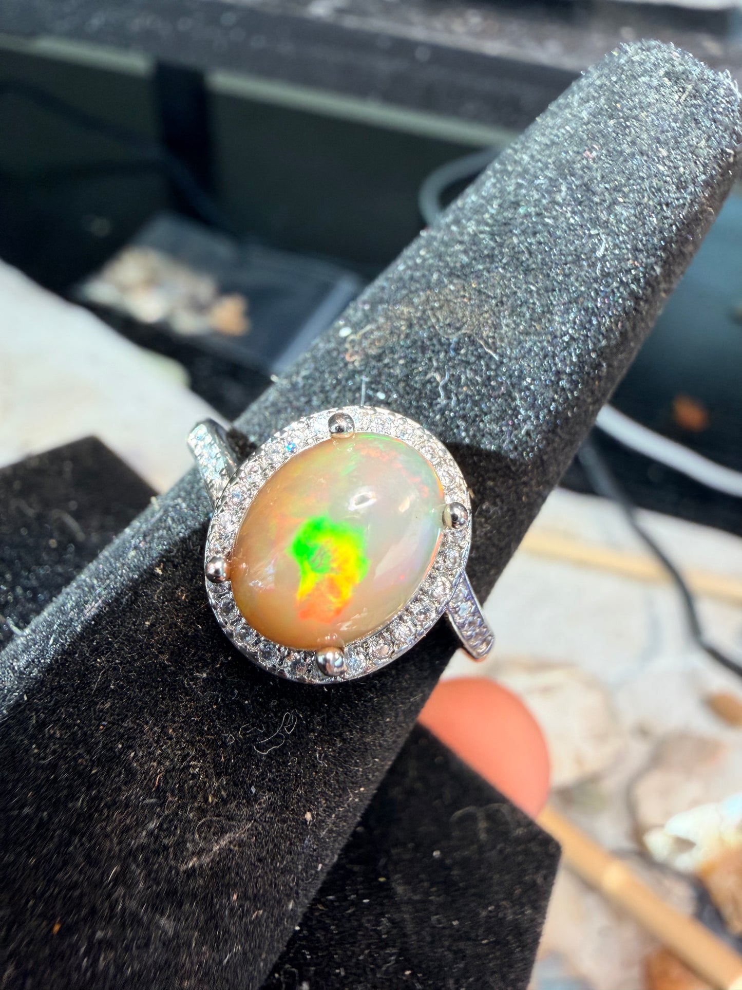 1.8 carat Ethiopian opal adjustable ring 925 silver