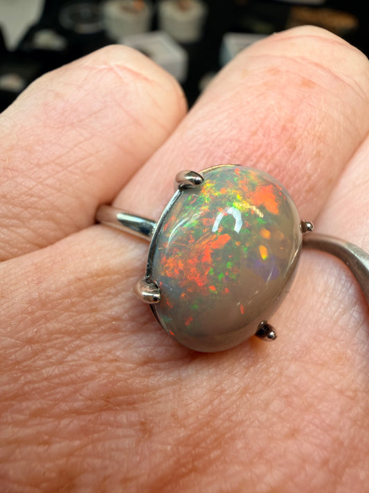 4.45 carats natural chocolate Ethiopian opal adjustable ring